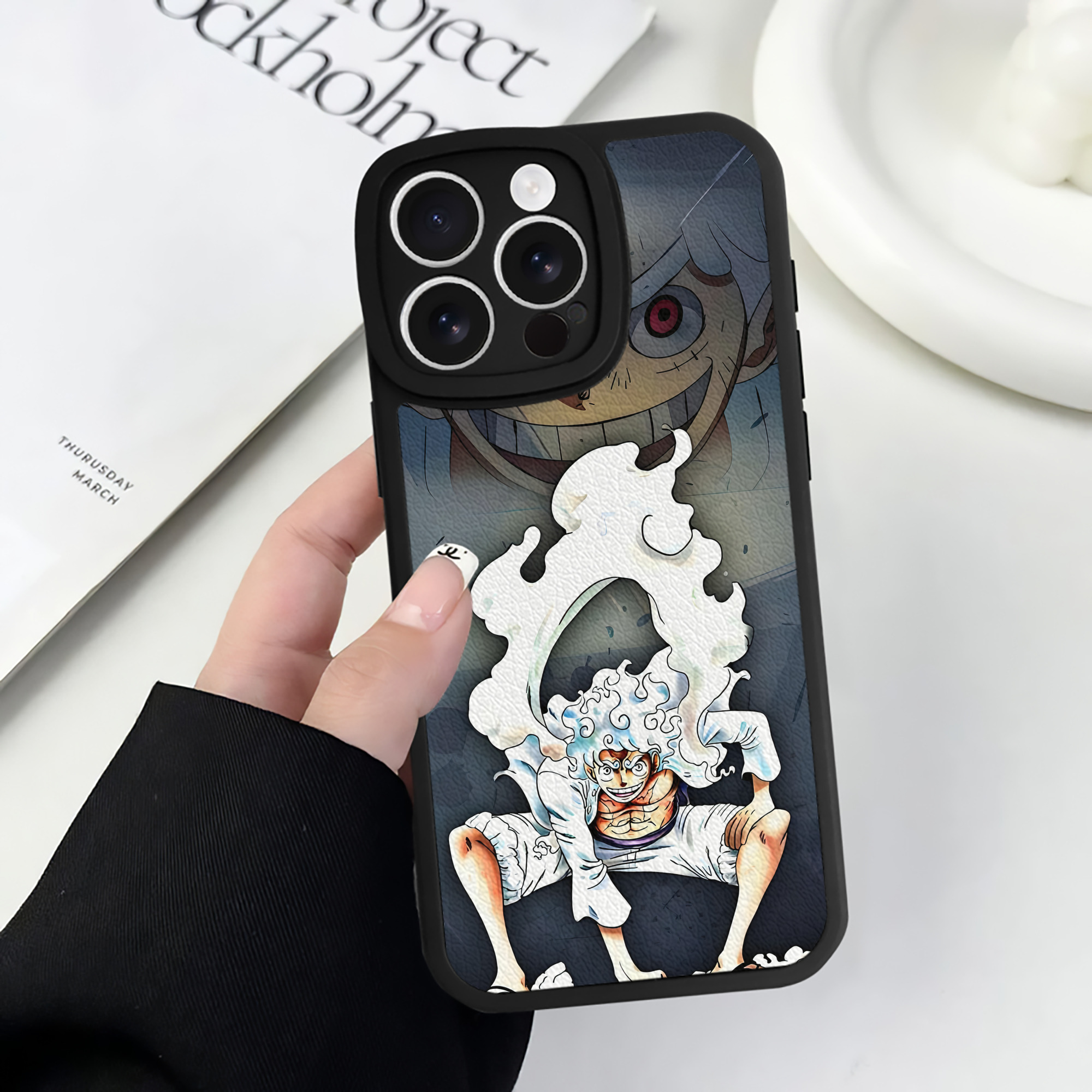 （画像用） ワンピース ONE PIECE 【iPhone 16シリーズ対応】シリコンスマホケース（レザー調） 材質：シリコン